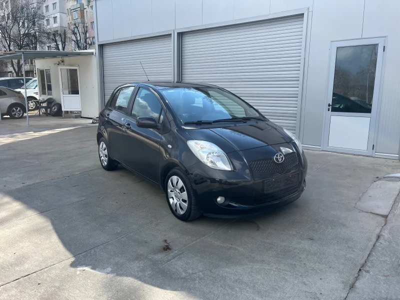 Toyota Yaris 1.3, снимка 1 - Автомобили и джипове - 49346273