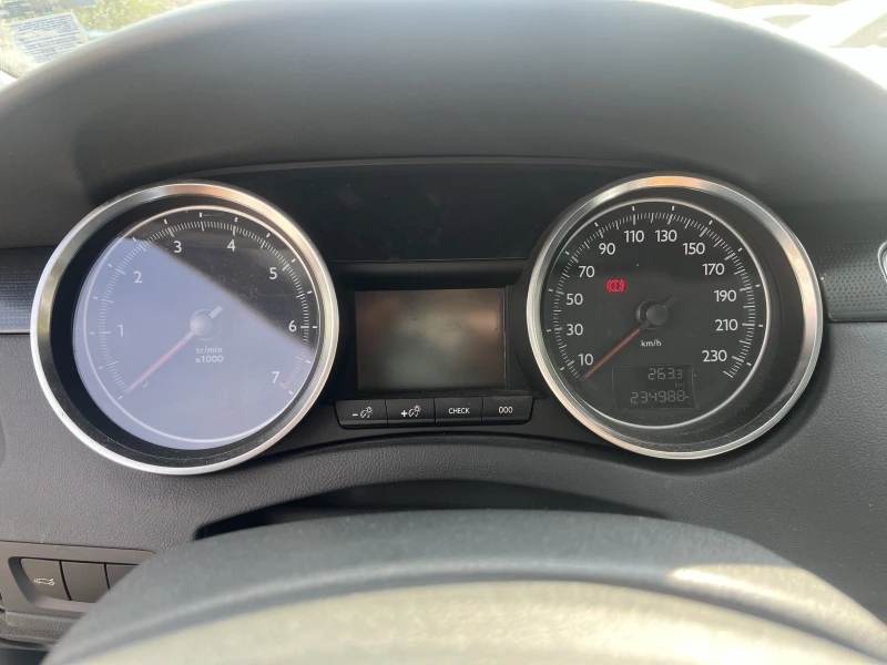 Peugeot 508 1.6 BENZ, снимка 15 - Автомобили и джипове - 50810931