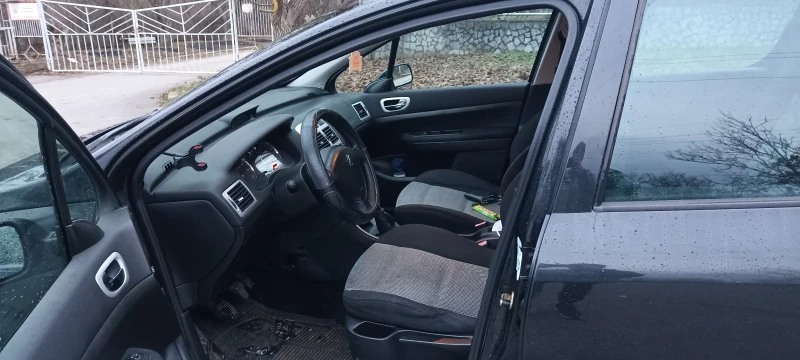 Peugeot 307 1.4  газ бензин, снимка 8 - Автомобили и джипове - 52124034