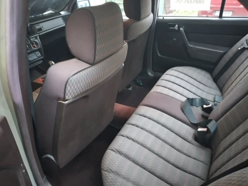 Mercedes-Benz 190, снимка 7 - Автомобили и джипове - 52323243