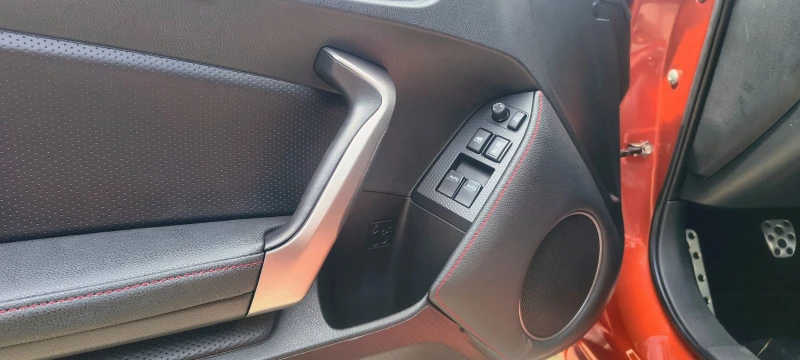 Toyota GT86 200кс/ръчка, снимка 13 - Автомобили и джипове - 53291051