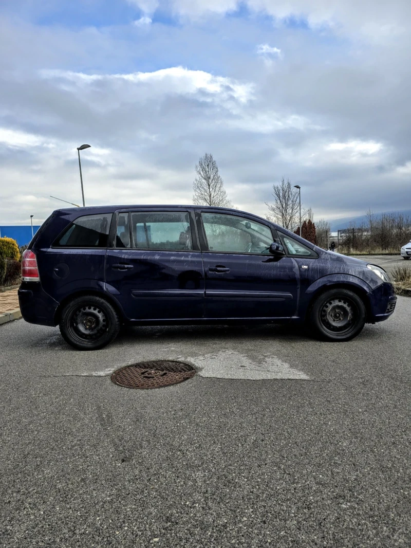 Opel Zafira АВТОМАТИК, 7 МЕСТА, ОБСЛУЖЕН , снимка 3 - Автомобили и джипове - 53501471