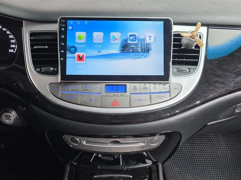 Hyundai Genesis 3.3, снимка 15 - Автомобили и джипове - 54618153