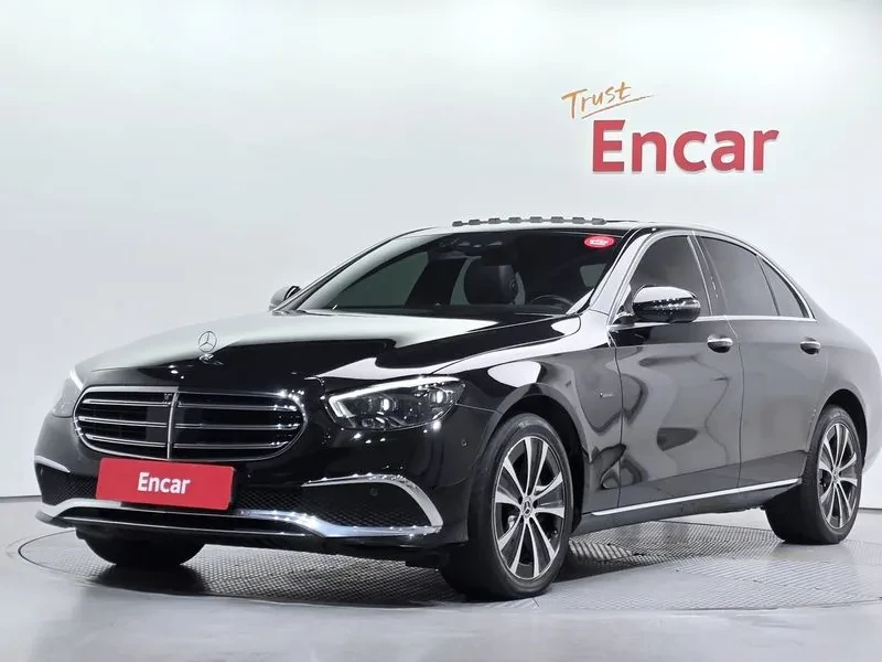 Mercedes-Benz E 300 E 4Matic Exclusive