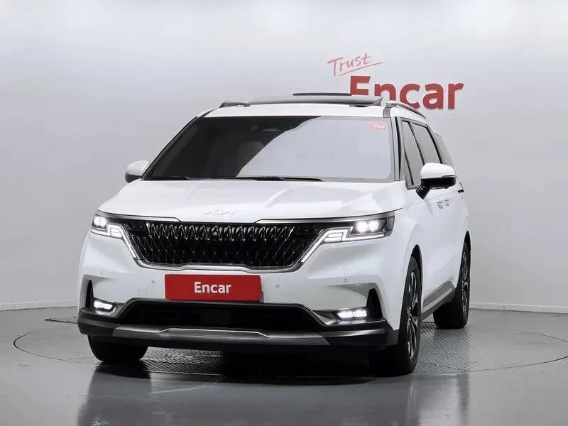 Kia Carnival, снимка 3 - Автомобили и джипове - 56690098