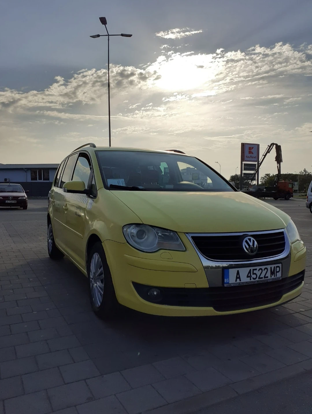 VW Touran  - изображение 4