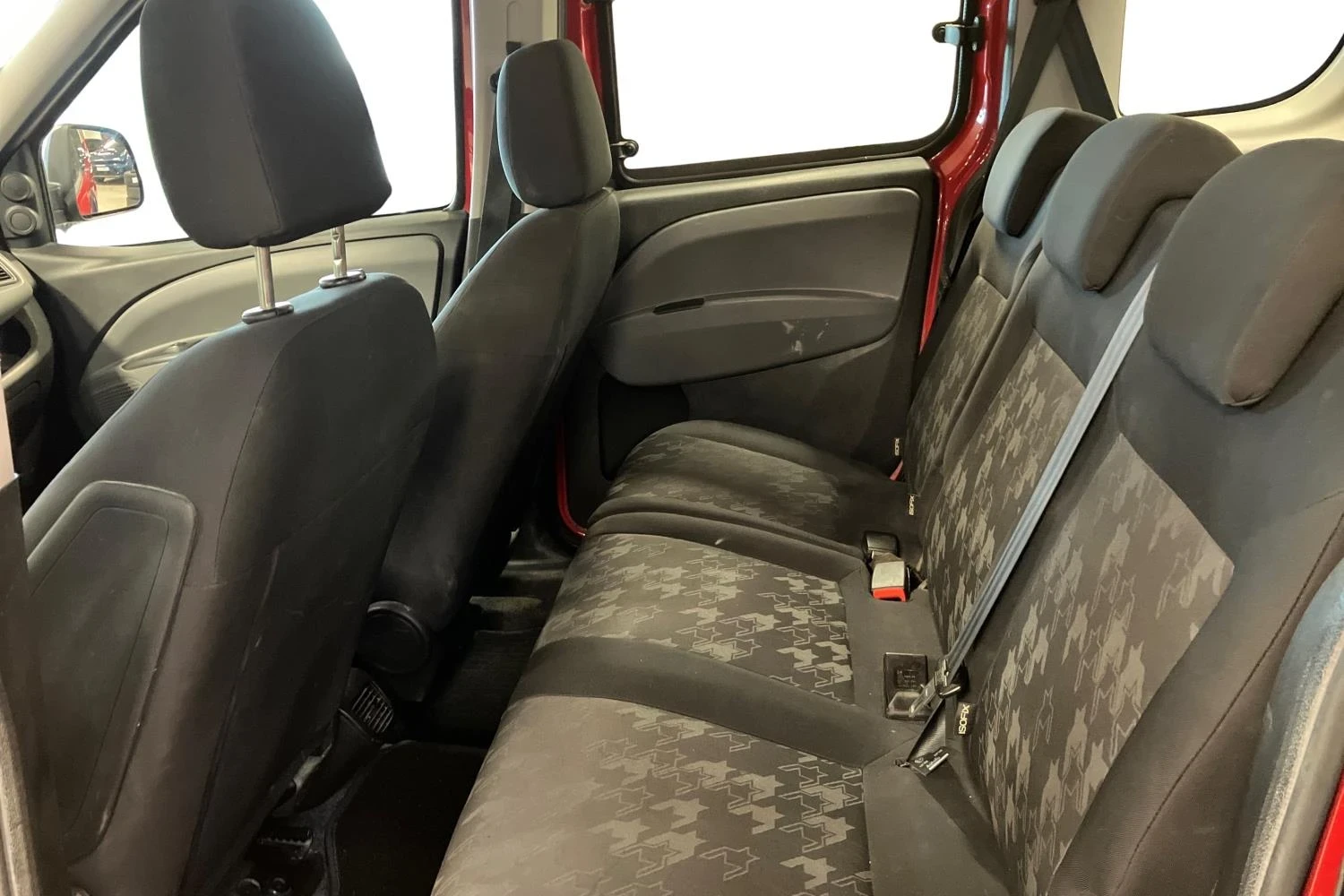 Opel Combo 5 , 1.4 + , 40250 !!!! | Mobile.bg   11