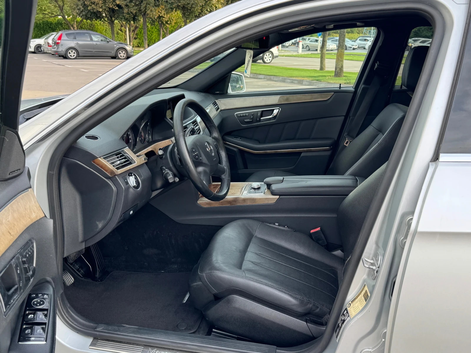 Mercedes-Benz E 500 5.5AMG/4MATIK/Harman Kardon/Panorama//FUL | Mobile.bg   11