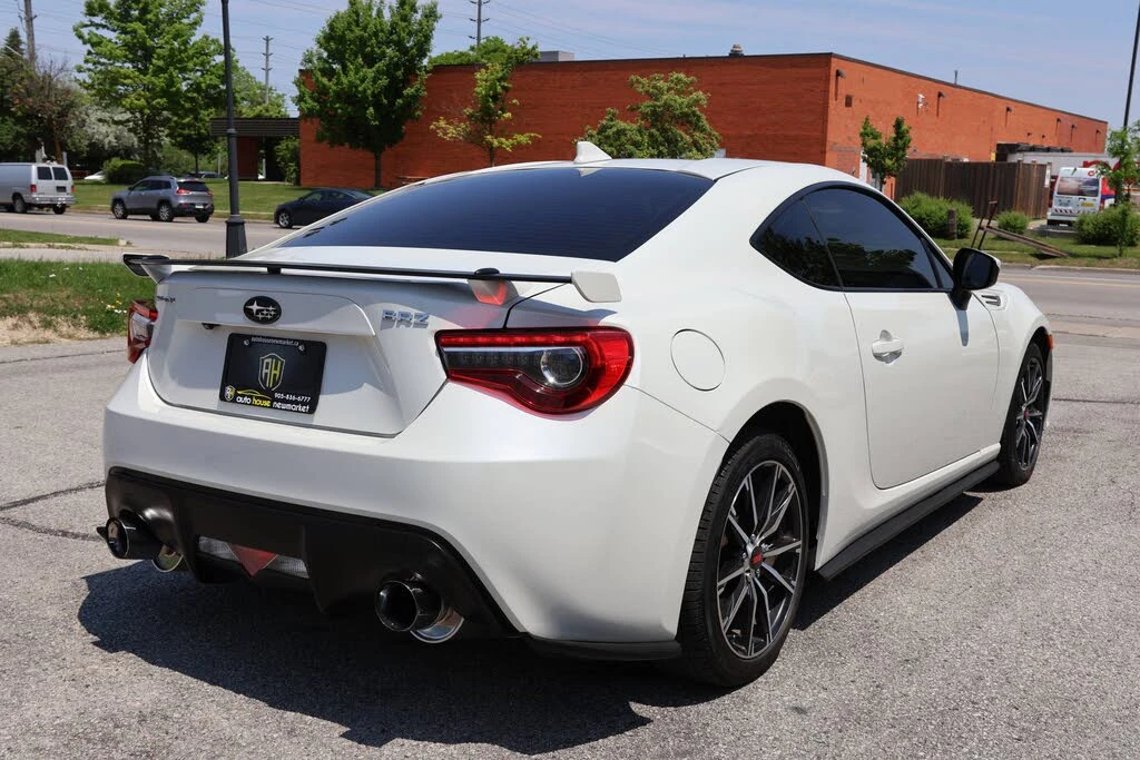 Subaru BRZ * Premium* RWD* АвтоКредит* (Цена до БГ) - изображение 5