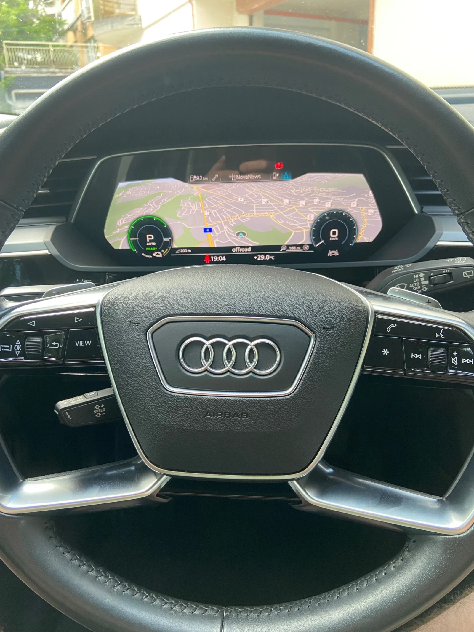 Audi E-Tron  - изображение 7