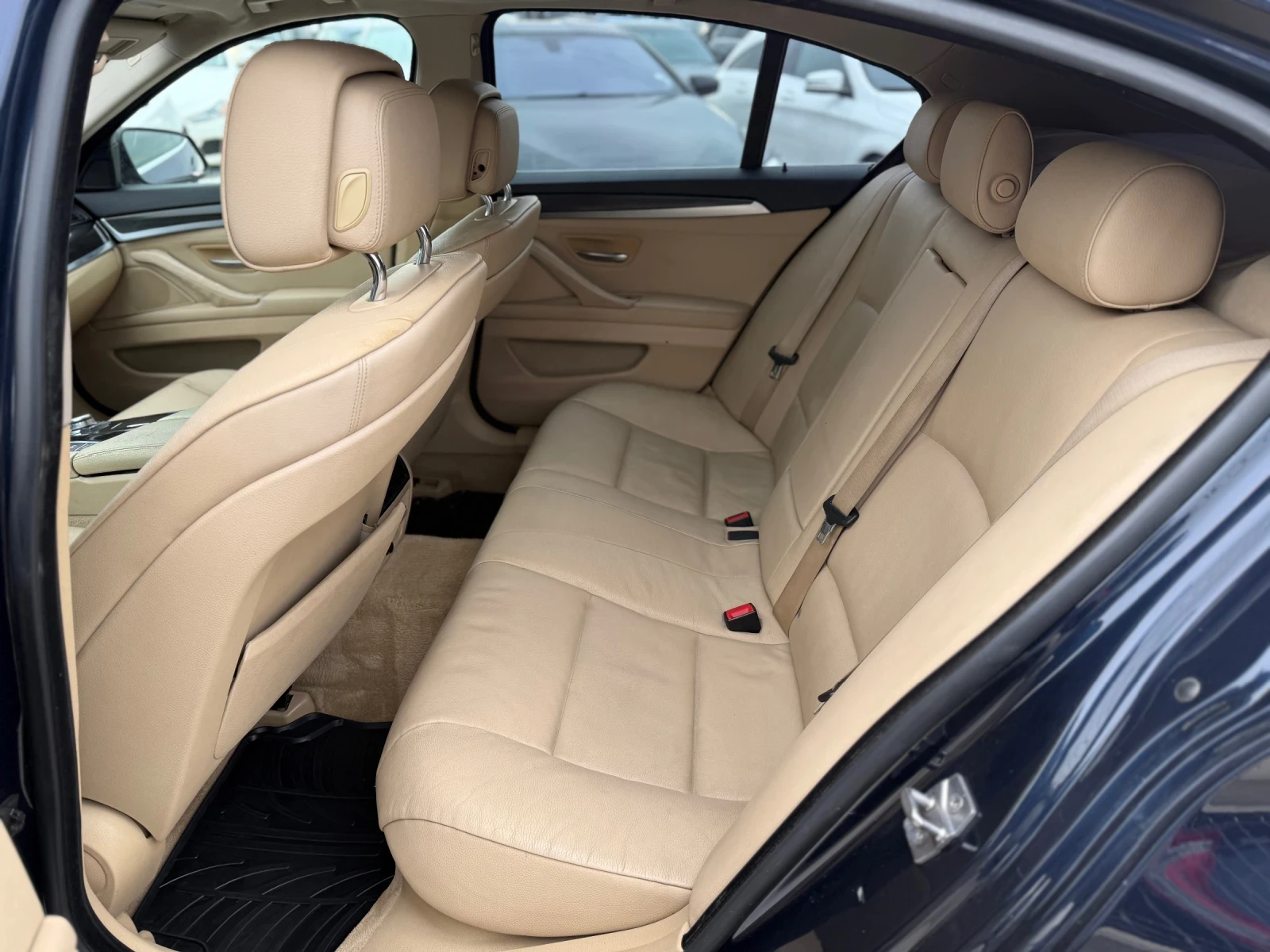 BMW 535 i* 2013г* 306к.с* М Pack* ТОП СЪСТОЯНИЕ* 172.000КМ - изображение 9