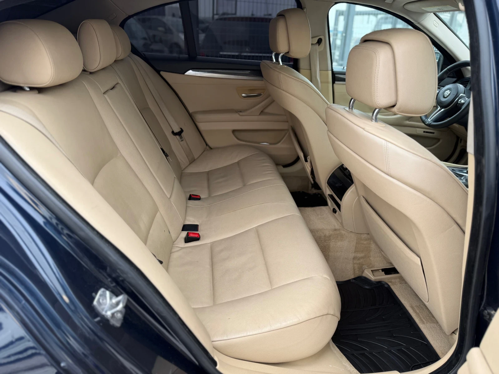 BMW 535 i* 2013�* 306�.�* � Pack* ��� ���������* 172.000�� | Mobile.bg � ����������� 11