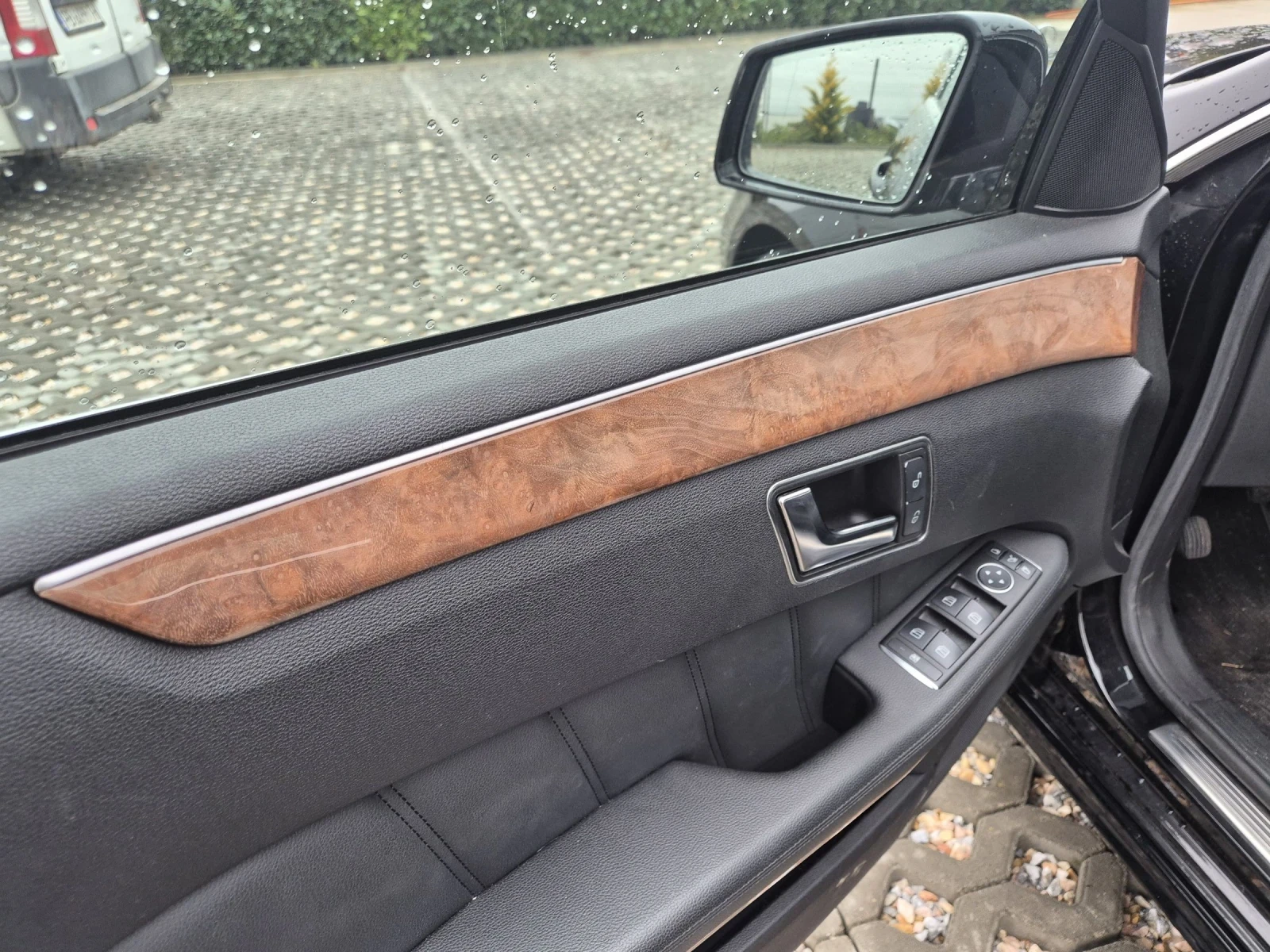 Mercedes-Benz E 350 265�.�. | Mobile.bg � ����������� 12