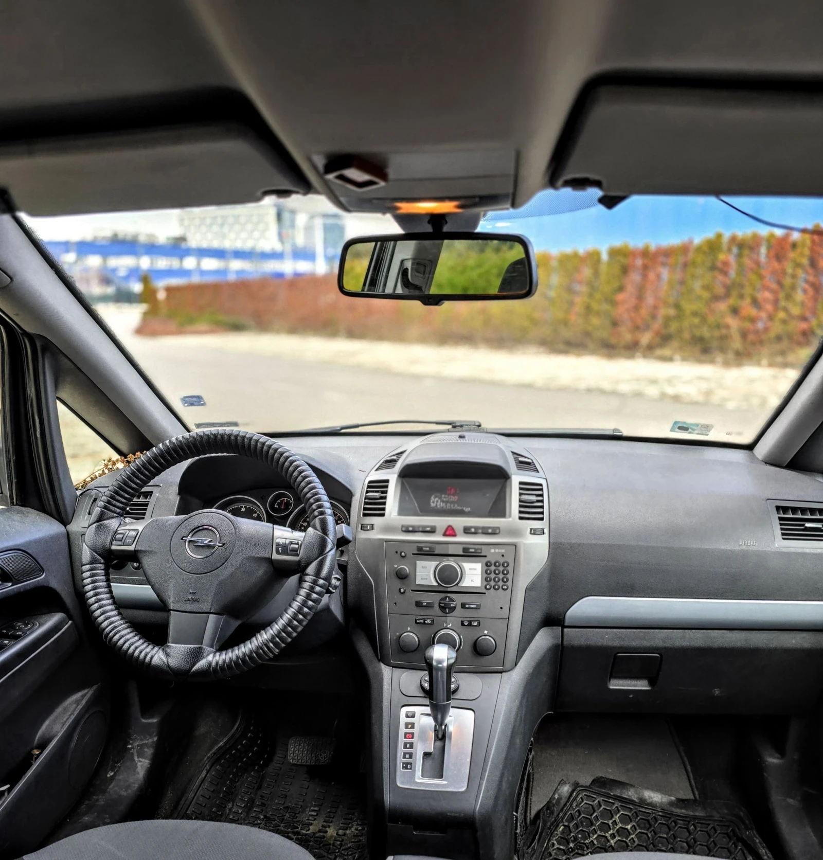 Opel Zafira АВТОМАТИК, 7 МЕСТА, ОБСЛУЖЕН  - изображение 10