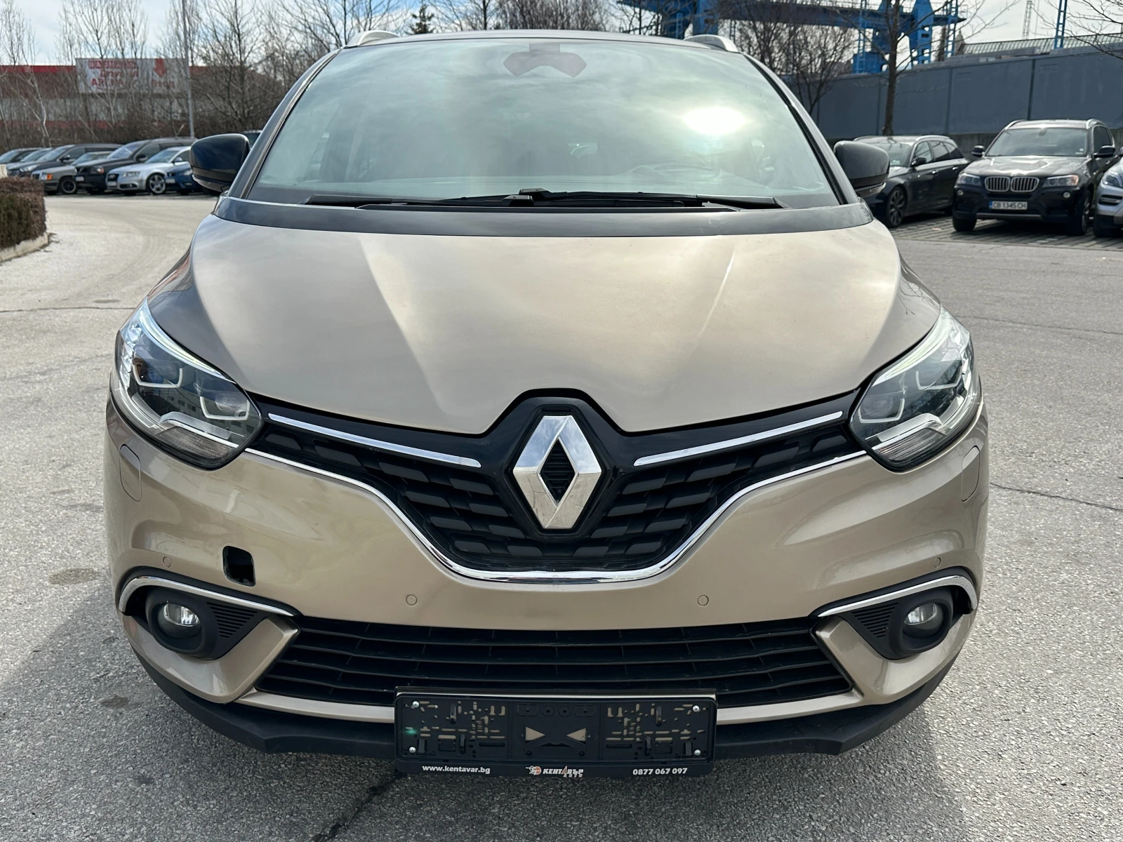 Renault Grand scenic 1.6 dCi Energy BOSE-Edition, снимка 7 - Автомобили и джипове - 53826050