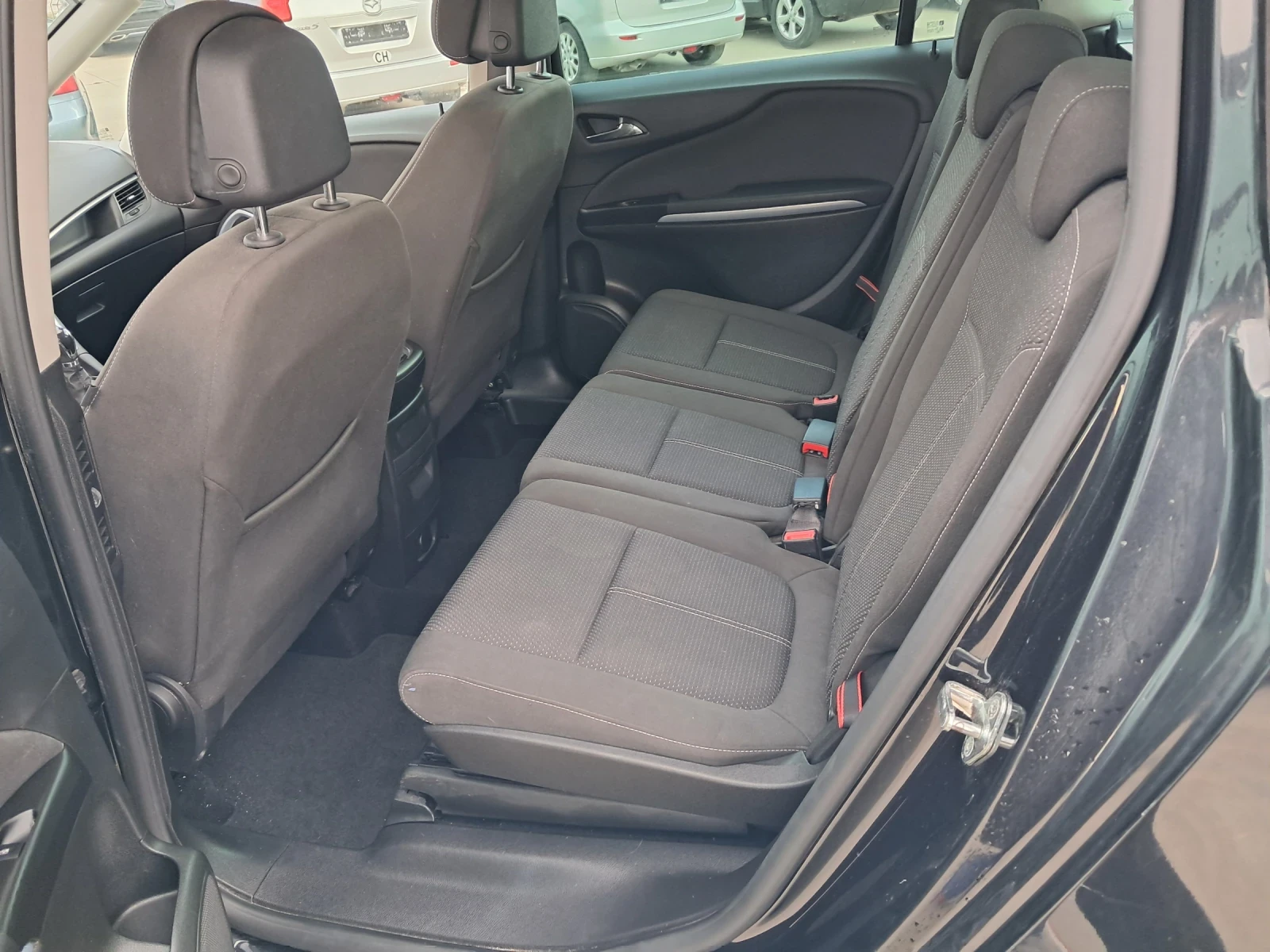 Opel Zafira 1.6D FULL FULL, снимка 10 - Автомобили и джипове - 53976527