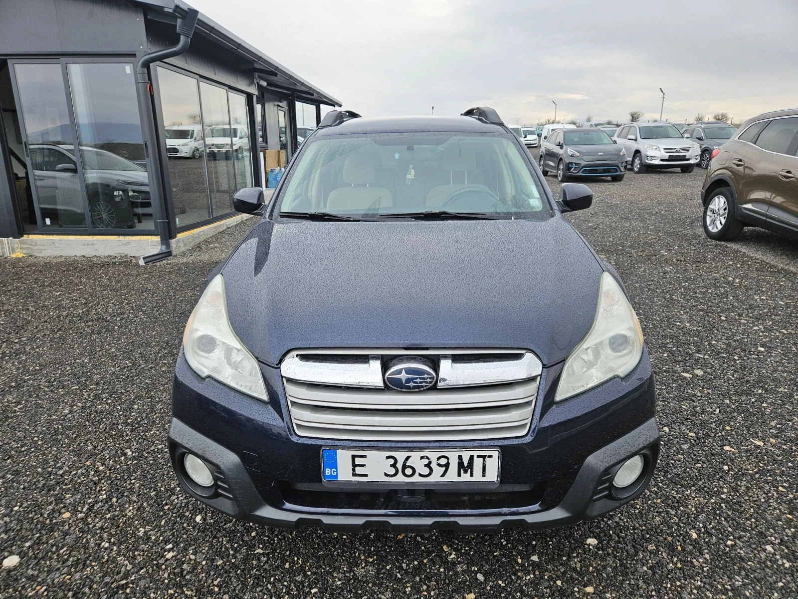Subaru Outback 2.5  Газ/Бензин 4х4, снимка 2 - Автомобили и джипове - 54043885