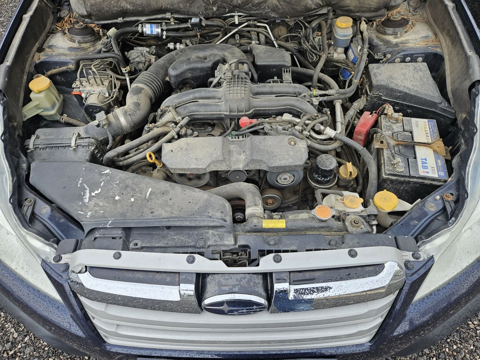 Subaru Outback 2.5  Газ/Бензин 4х4, снимка 15 - Автомобили и джипове - 54043885