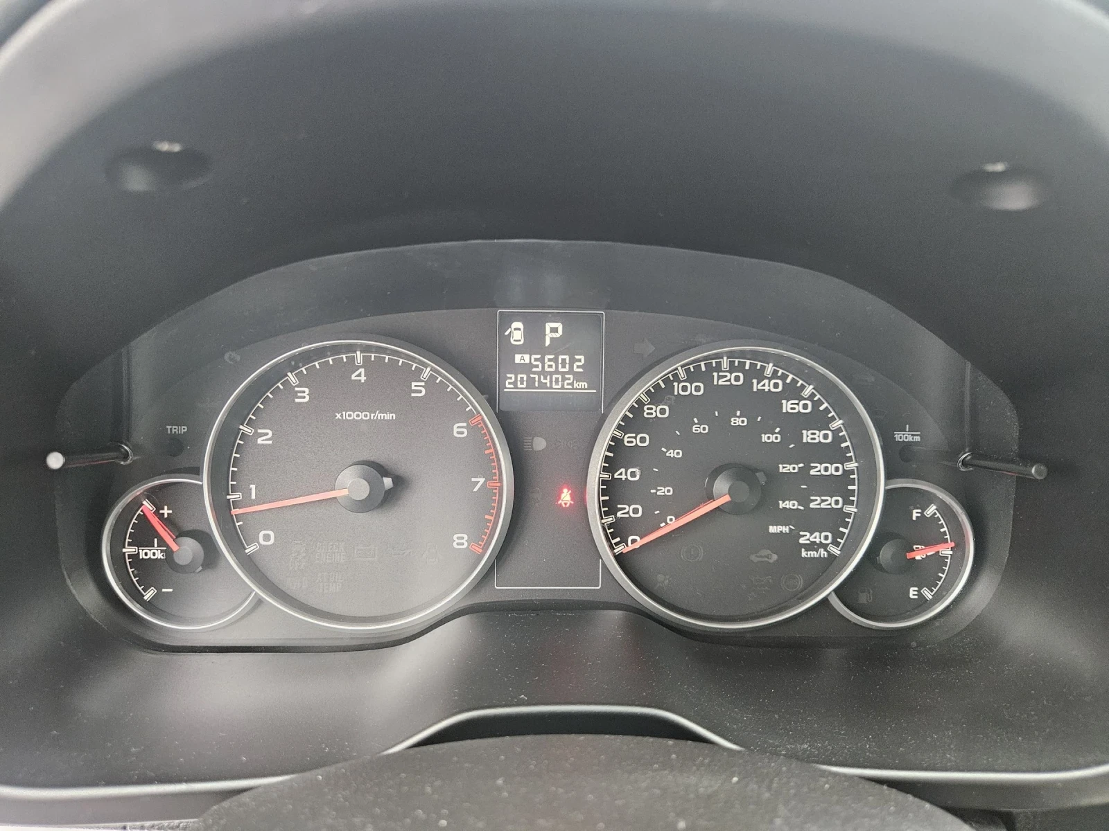 Subaru Outback 2.5  Газ/Бензин 4х4, снимка 13 - Автомобили и джипове - 54043885