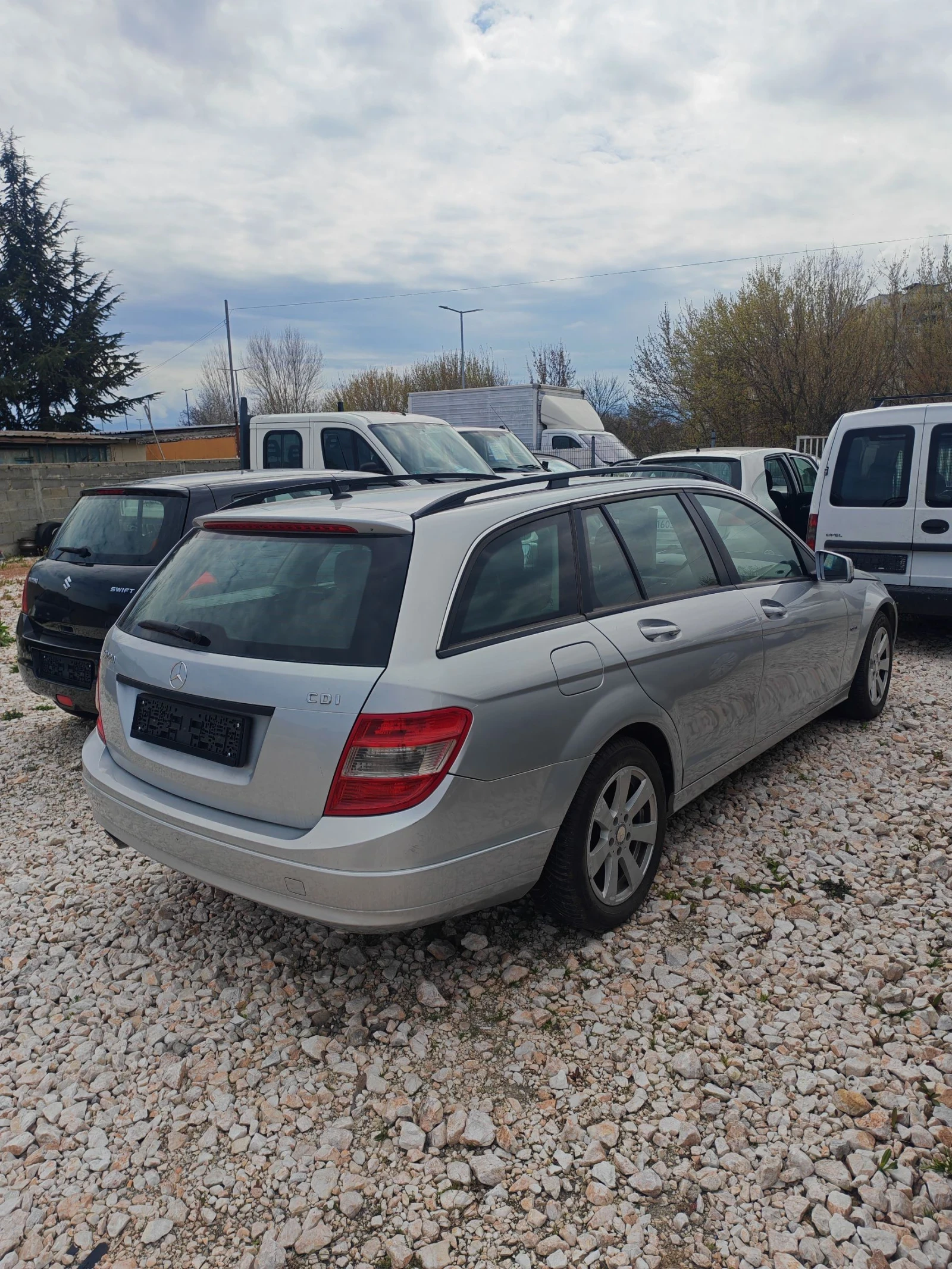 Mercedes-Benz C 220 220CDI* Avtomatik* , снимка 8 - Автомобили и джипове - 54043609