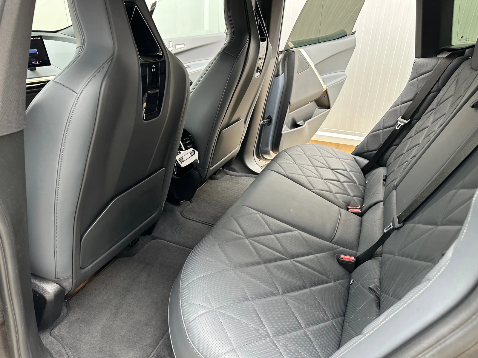 BMW iX xdrive40 | Mobile.bg � ����������� 15