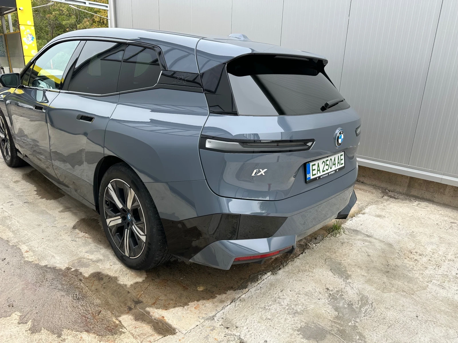 BMW iX xDrive40, снимка 5 - Автомобили и джипове - 54102111