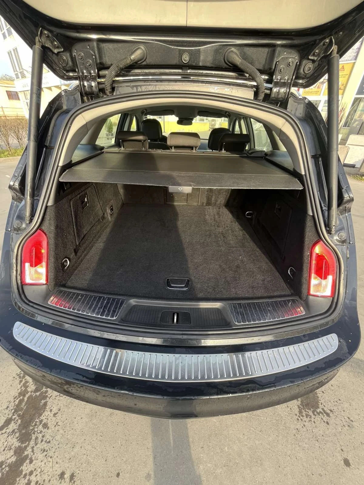 Opel Insignia 2.0CTDI, снимка 12 - Автомобили и джипове - 54299717