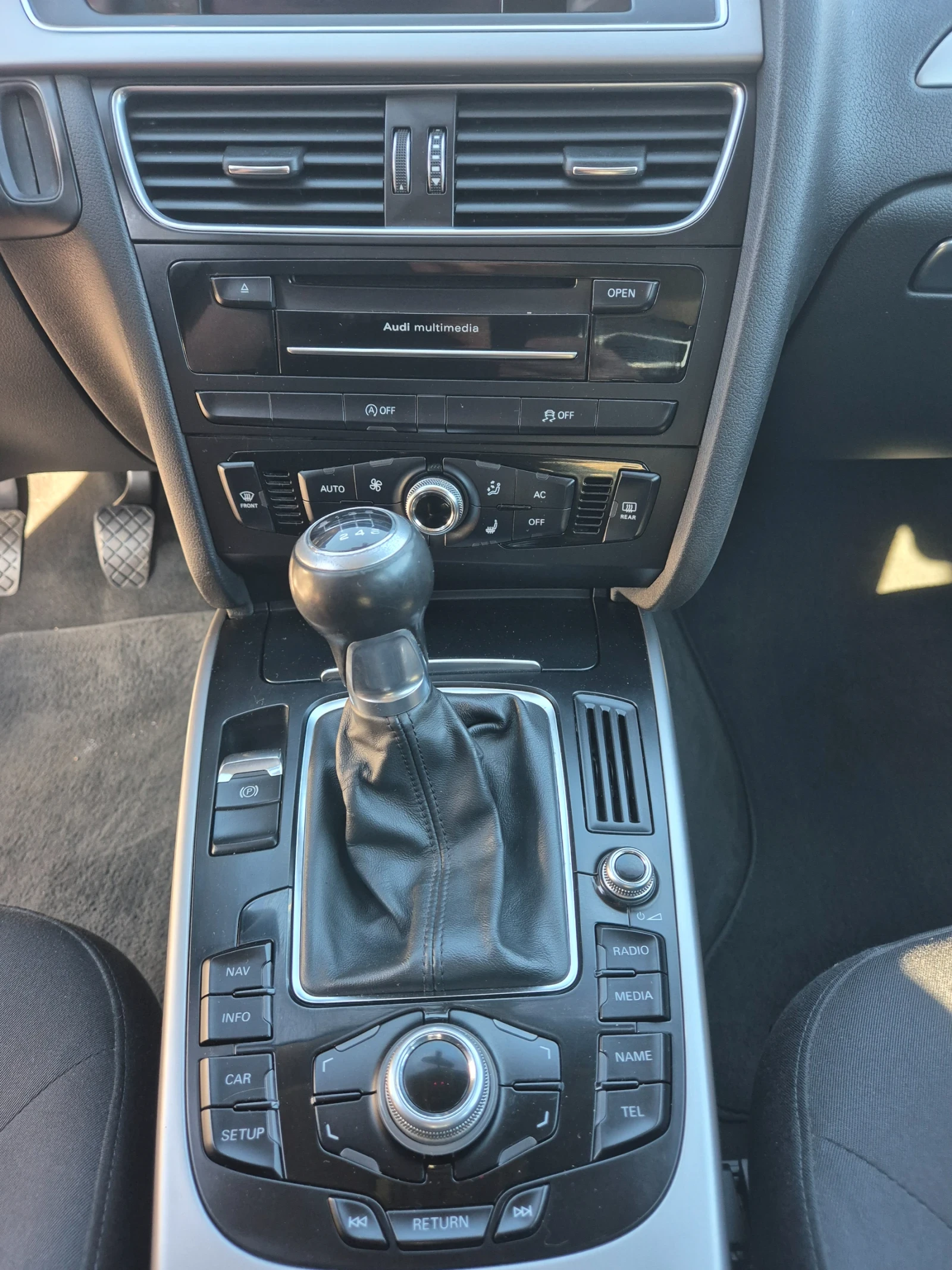 Audi A4 2 TDI, 143 к.с., FACELIFT, снимка 9 - Автомобили и джипове - 54335505