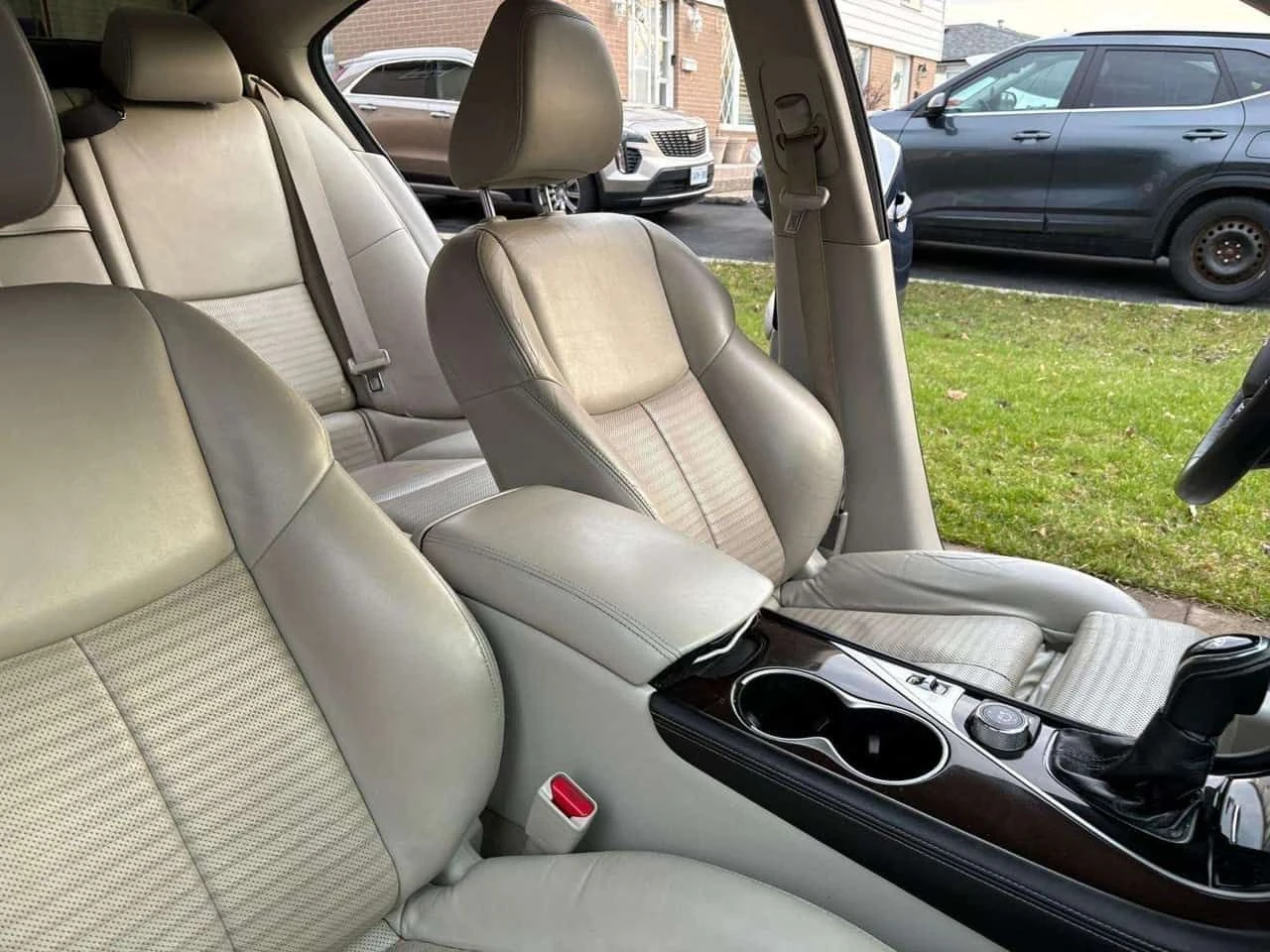 Infiniti Q50 * CARFAX * ЦЕНА ДО БГ, снимка 10 - Автомобили и джипове - 54753139