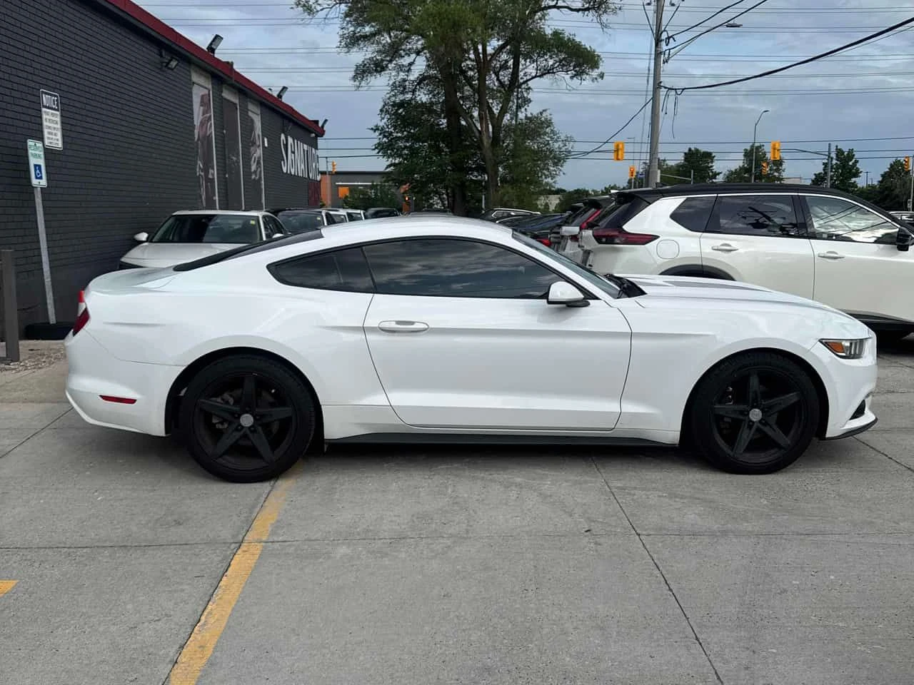 Ford Mustang * EcoBoost * АВТОКРЕДИТ БЕЗ ПЪРВОНАЧАЛНА ВНОСКА* , снимка 3 - Автомобили и джипове - 54908674