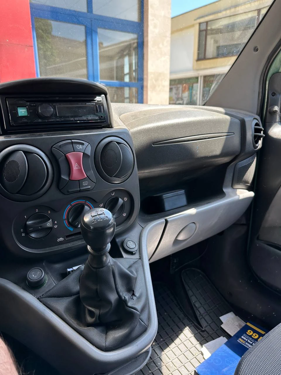 Fiat Doblo, снимка 5 - Автомобили и джипове - 55122350
