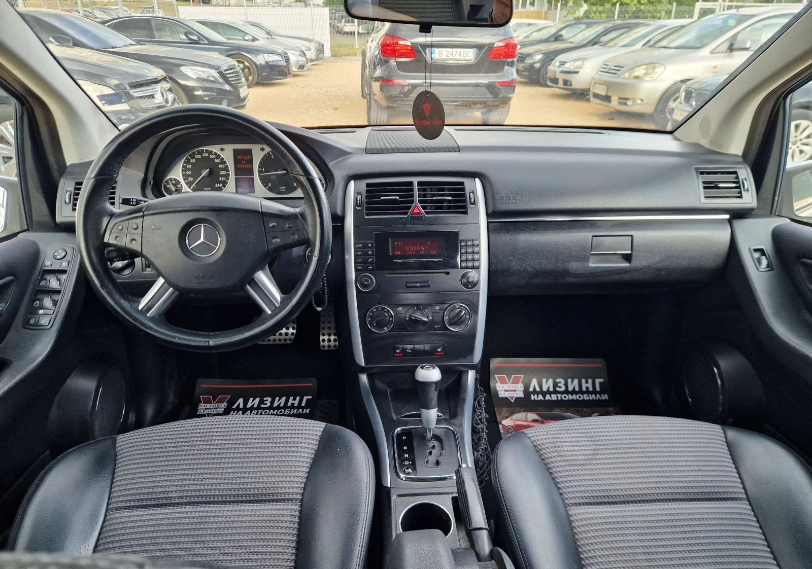 Mercedes-Benz B 180 Регистриран / Обслужен / Лизинг / Бартер , снимка 13 - Автомобили и джипове - 55213133