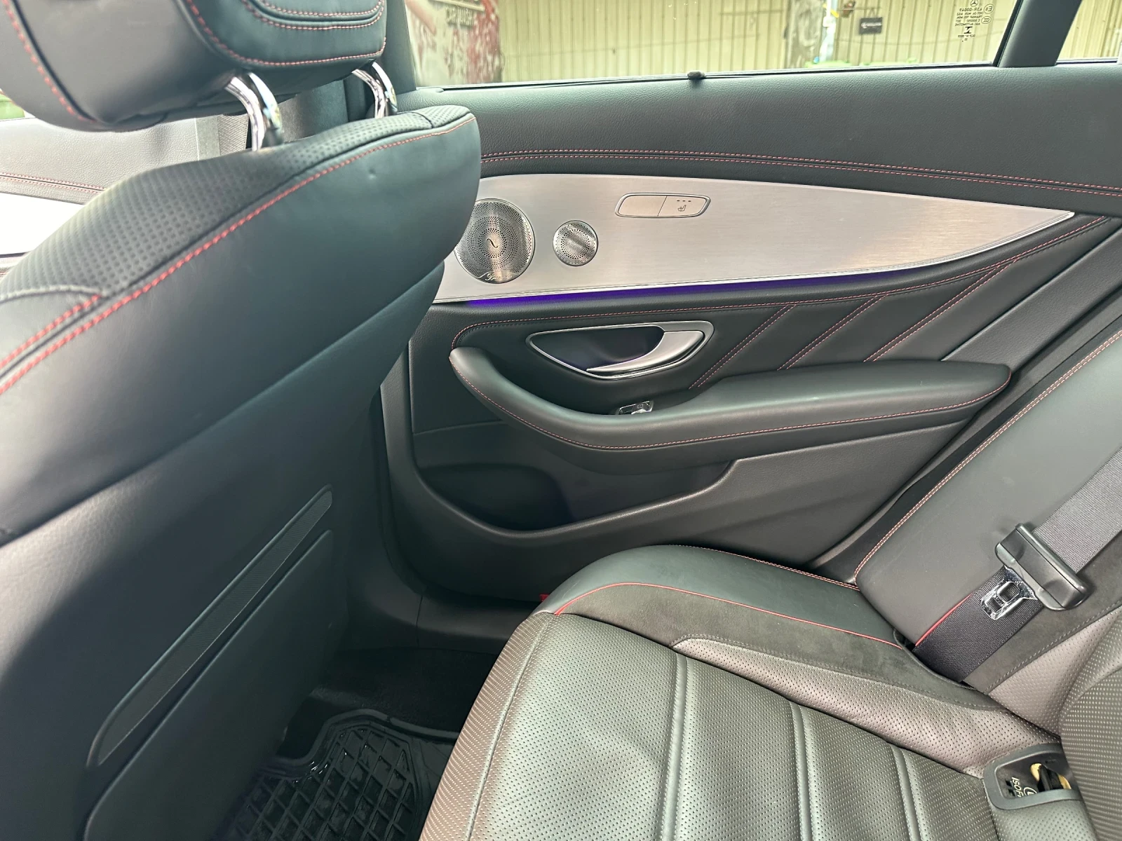 Mercedes-Benz E 53 AMG 4matic, снимка 13 - Автомобили и джипове - 56224669
