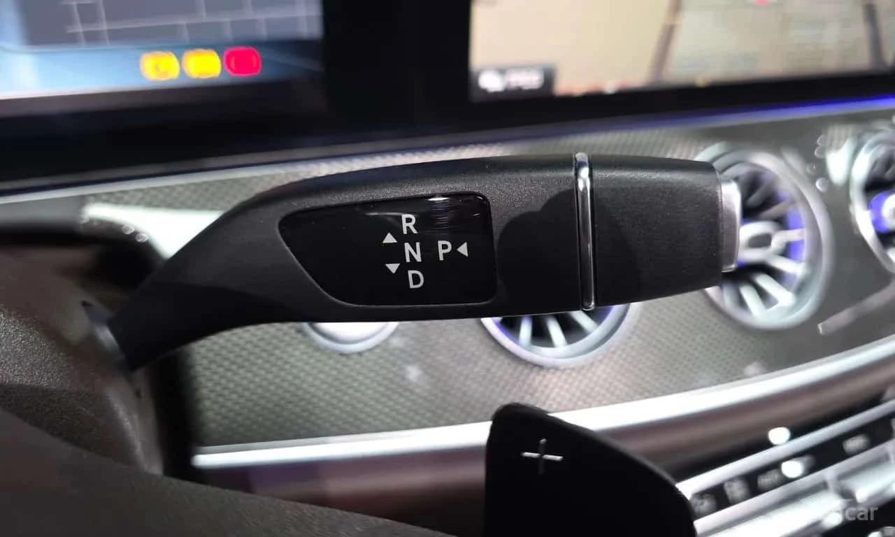 Mercedes-Benz CLS 300 d AMG-PACK| BURMESTER| HUD| 360CAM| , снимка 9 - Автомобили и джипове - 56328006