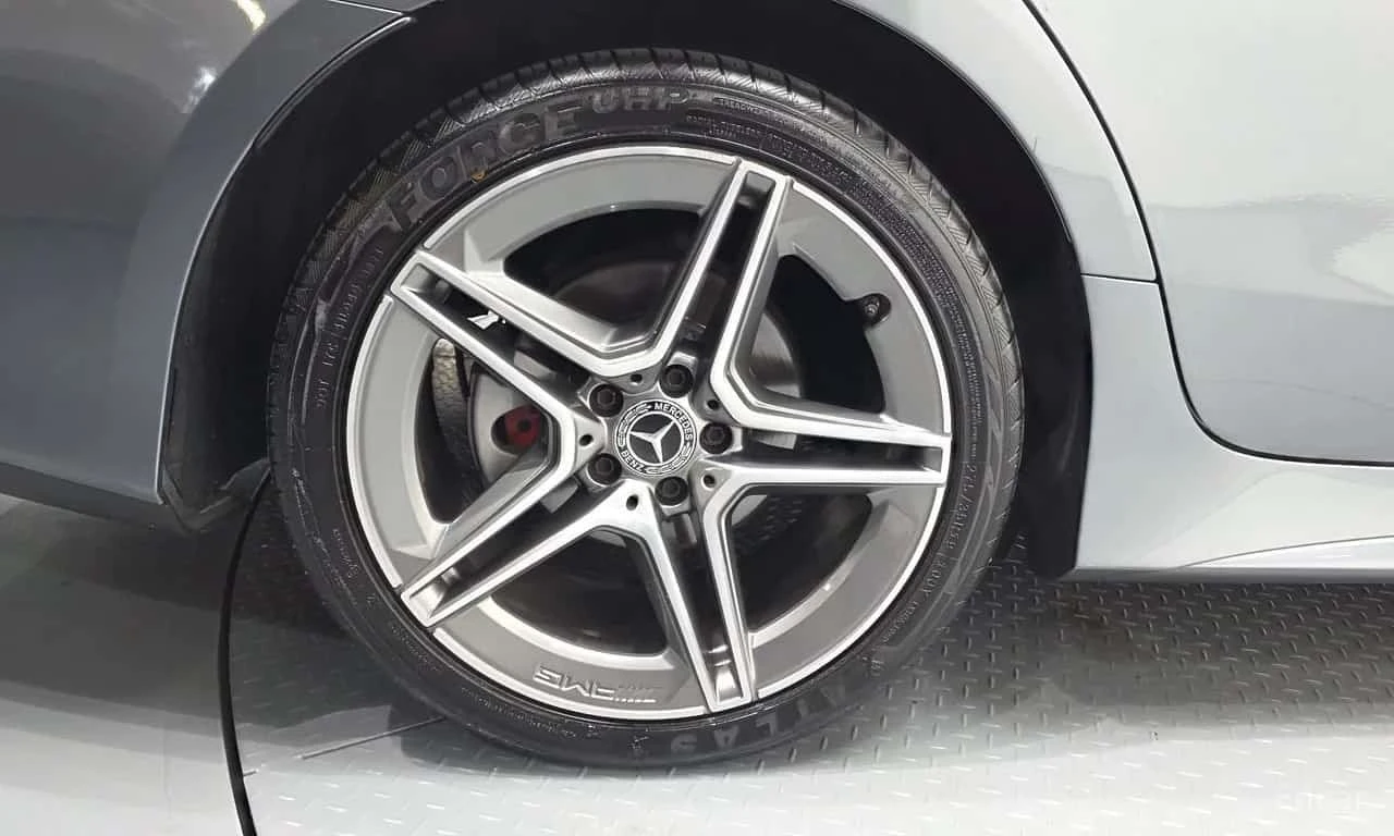 Mercedes-Benz CLS 300 d AMG-PACK| BURMESTER| HUD| 360CAM| , снимка 5 - Автомобили и джипове - 56328006