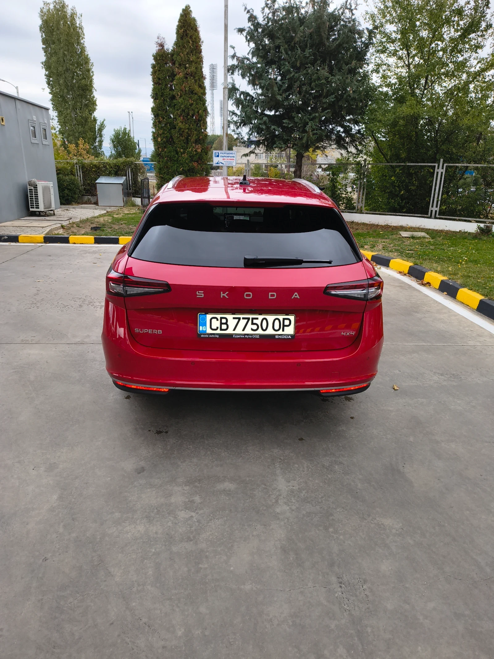 Skoda Superb, снимка 5 - Автомобили и джипове - 56554185