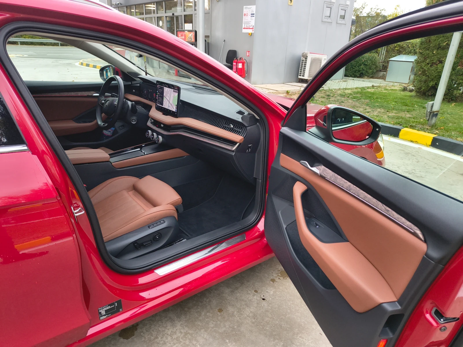 Skoda Superb, снимка 12 - Автомобили и джипове - 56554185