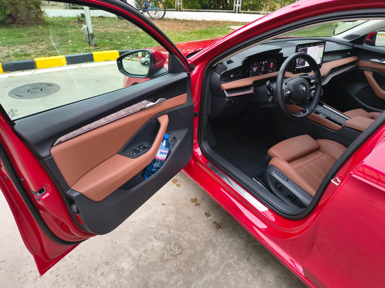 Skoda Superb, снимка 9 - Автомобили и джипове - 56554185