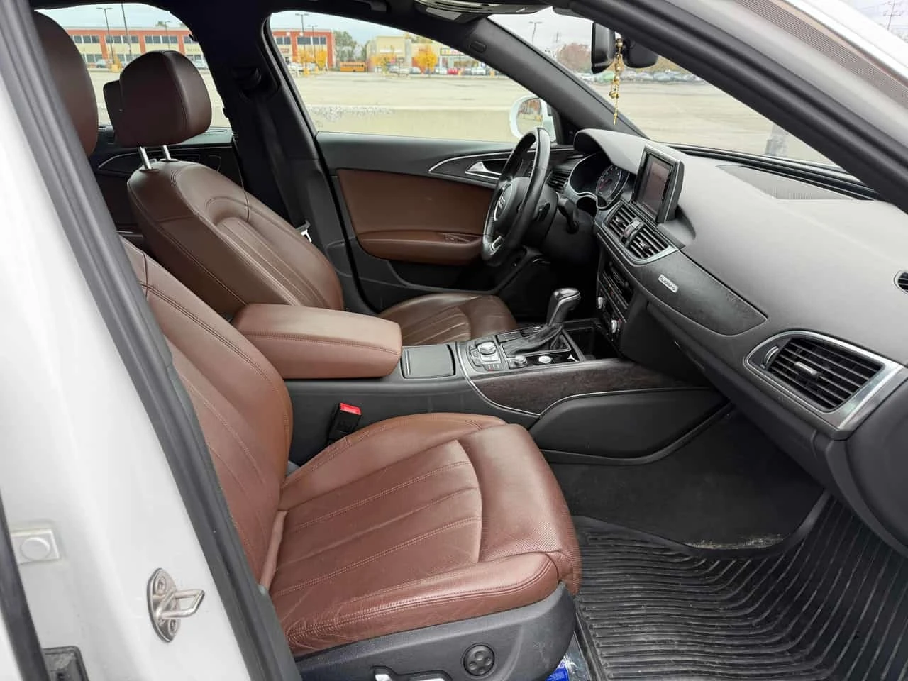 Audi A6 * 3.0 TFSI quattro tiptronic * CARFAX * ���� �� �� | Mobile.bg � ����������� 10