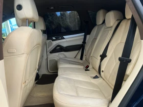 Porsche Cayenne GTS / V8 / SPORT DESIGN / CAMERA / 21", снимка 16