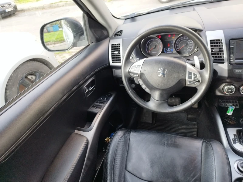 Peugeot 4007, снимка 5 - Автомобили и джипове - 47118874