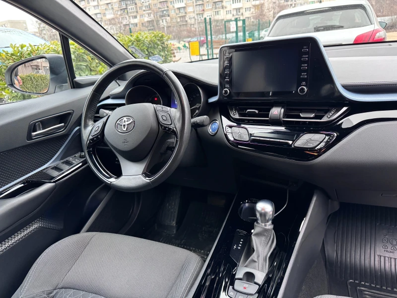 Toyota C-HR Club 2.0 Hybrid Facelift, снимка 8 - Автомобили и джипове - 48988425