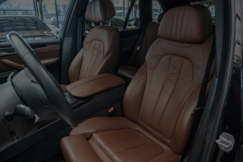 BMW X5 3.0D/xDrive/HuD/PDC/Подгрев/BiXenon, снимка 10 - Автомобили и джипове - 52044269