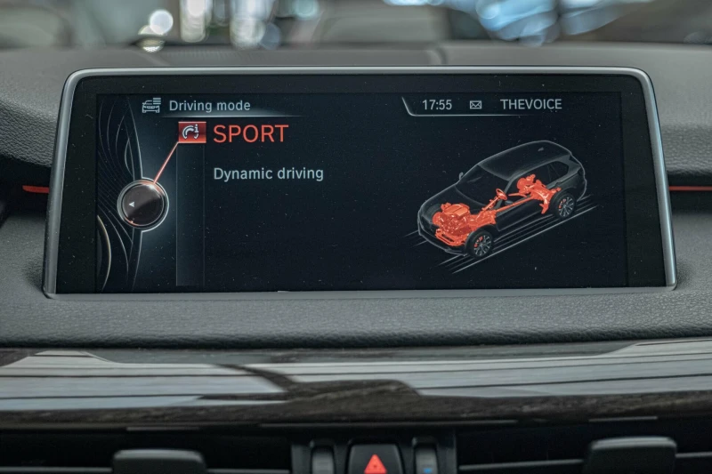 BMW X5 3.0D/xDrive/HuD/PDC/Подгрев/BiXenon, снимка 13 - Автомобили и джипове - 52044269