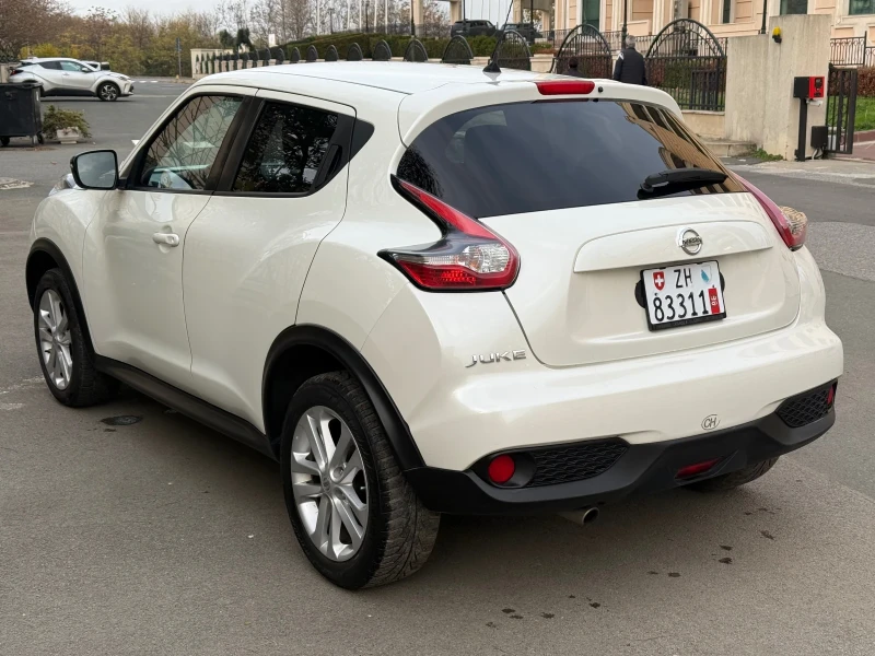 Nissan Juke 1.6iAVTOMAT, снимка 5 - Автомобили и джипове - 52512923
