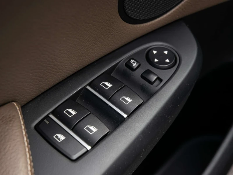 BMW X3 * CARFAX * ЦЕНА ДО БГ, снимка 13 - Автомобили и джипове - 53077915