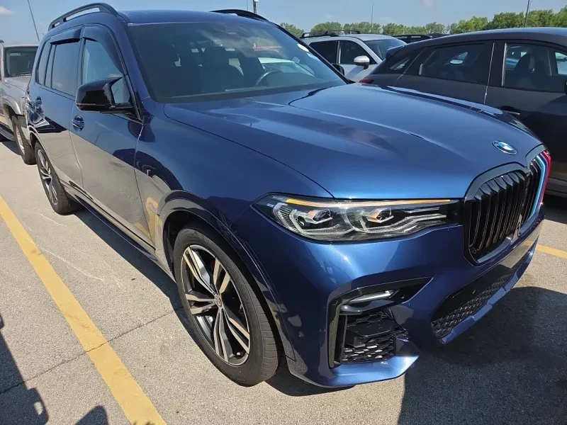 BMW X7 Xdrive40i M-Sport, снимка 6 - Автомобили и джипове - 55311037
