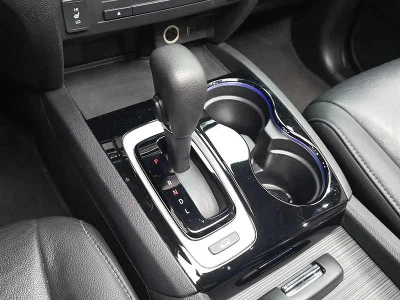 Honda Pilot 3.5 Бензин, снимка 8 - Автомобили и джипове - 55485388