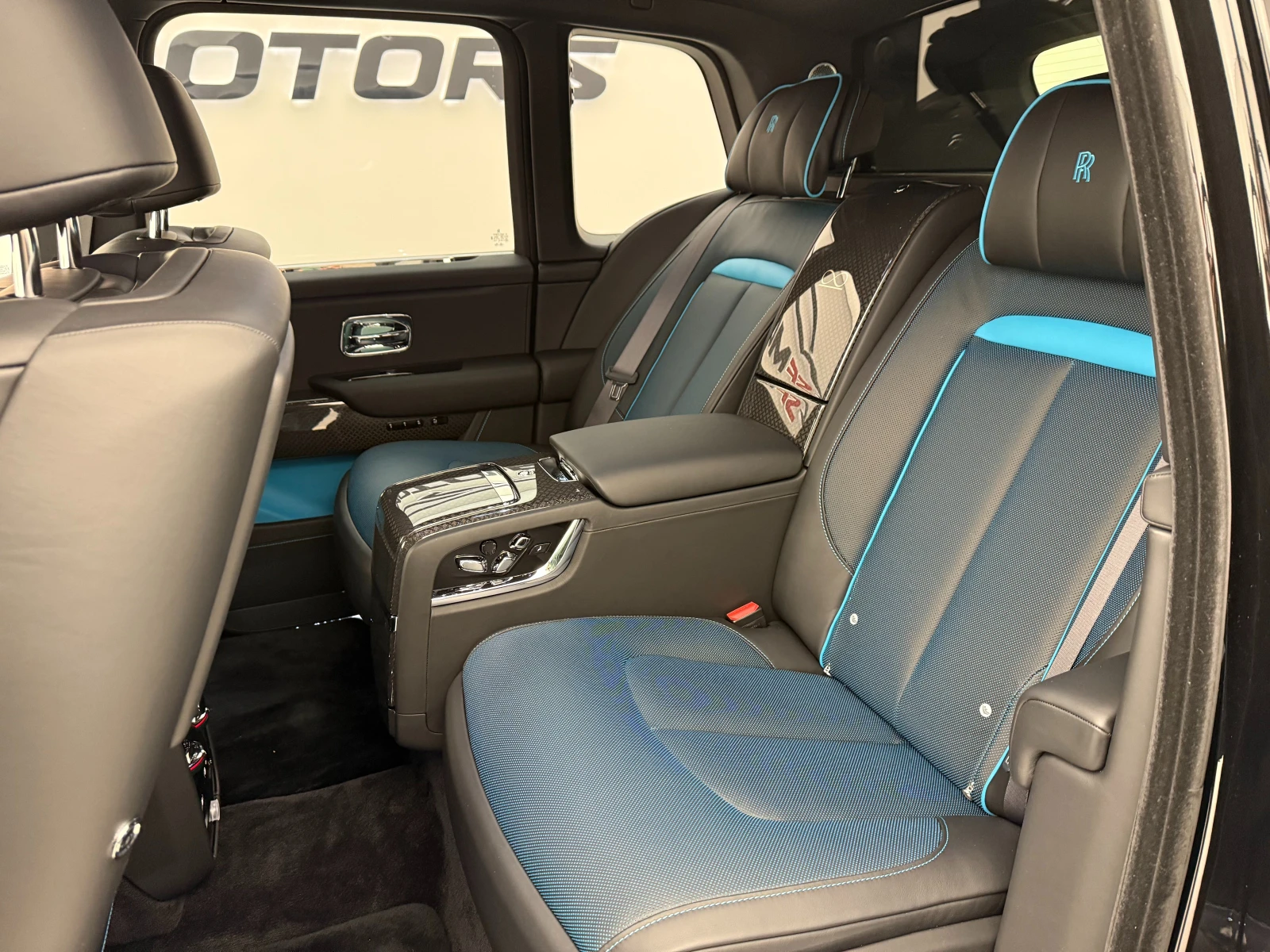 Rolls-Royce Cullinan Black Badge Series II 4 SEATS | Mobile.bg � ����������� 13