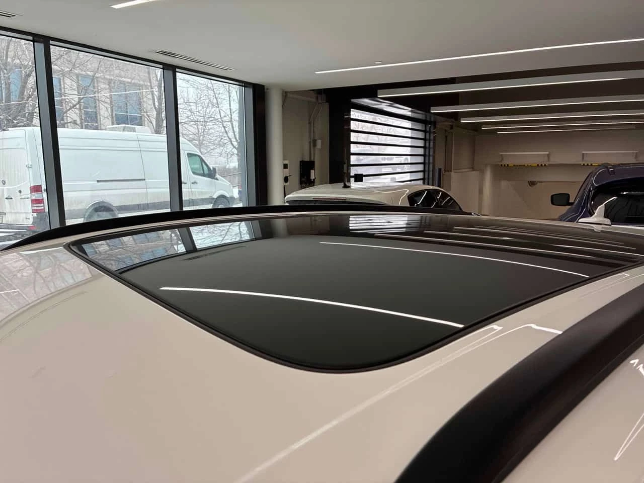 Lamborghini Urus * Other * ЧЕРВЕН САЛОН* PANO* KEYLESS* ПОДГРЕВ* , снимка 16 - Автомобили и джипове - 53931674